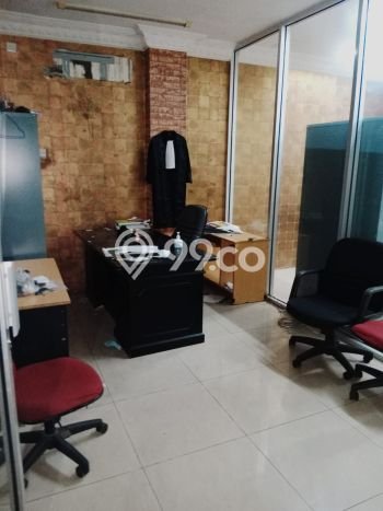Ruko Disewa di Pademangan, Jakarta Utara, LT 68m2 / LB 270m2 Ruko Disewa di Pademangan, Jakarta Utara, LT 68m2 / LB 270m2