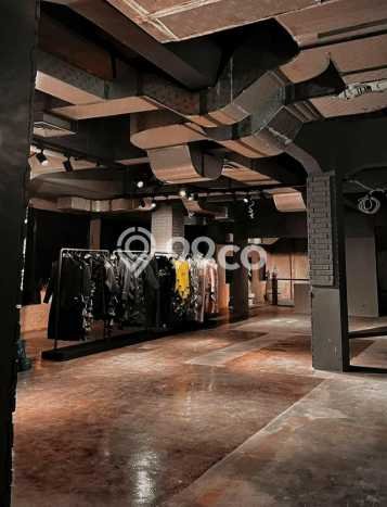 Ruko untuk Disewa di Pusat Jakarta Selatan Luas Bangunan 950m2 Ruko untuk Disewa di Pusat Jakarta Selatan Luas Bangunan 950m2