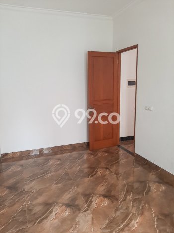 Disewakan! Rumah 4 Kamar Tidur &
4 Kamar Mandi di Pondok Indah, Jakarta Selatan Disewakan! Rumah 4 Kamar Tidur &
4 Kamar Mandi di Pondok Indah, Jakarta Selatan