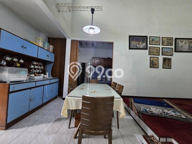 Dijual Rumah Luas Elegan Dengan View Cantik di Pejaten, Jakarta Selatan Dijual Rumah Luas Elegan Dengan View Cantik di Pejaten, Jakarta Selatan