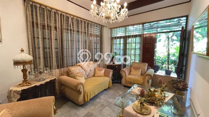 Rumah Luxury Modern Tanpa Renovasi di Lebak Bulus Jakarta Selatan Rumah Luxury Modern Tanpa Renovasi di Lebak Bulus Jakarta Selatan