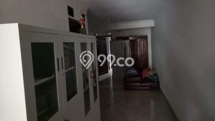 Hunian Cantik Minimalis Lb 250m2 di Ciputat, Tangerang Selatan Hunian Cantik Minimalis Lb 250m2 di Ciputat, Tangerang Selatan