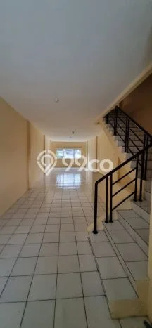Ruko Lokasi Premium di Veteran, Luas 180m², Disewakan, Area Bisnis Ruko Lokasi Premium di Veteran, Luas 180m², Disewakan, Area Bisnis