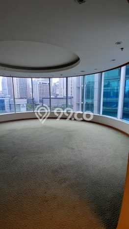 Disewakan Kantor di Kawasan Ramai Gatot Subroto Luas 18490m2 Disewakan Kantor di Kawasan Ramai Gatot Subroto Luas 18490m2