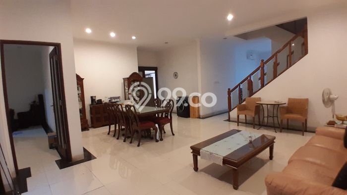 Dijual Rumah Luas Megah Dengan View Cantik di Pondok Indah, Jakarta Selatan Dijual Rumah Luas Megah Dengan View Cantik di Pondok Indah, Jakarta Selatan