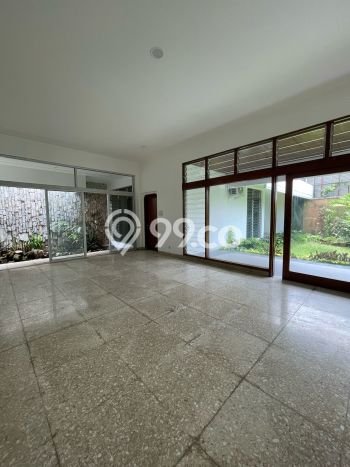 Rumah Elit LB 600m2 Siap Pakai Desain Elegan di Pondok Indah, Jakarta Selatan Rumah Elit LB 600m2 Siap Pakai Desain Elegan di Pondok Indah, Jakarta Selatan