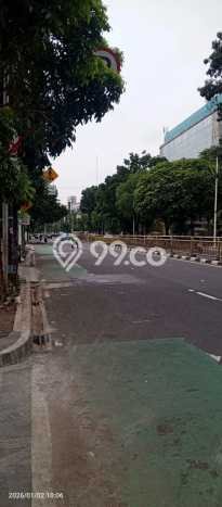 Komersial Disewa di Jakarta Selatan dengan LB 1800m2 Area Komersial Ramai Komersial Disewa di Jakarta Selatan dengan LB 1800m2 Area Komersial Ramai