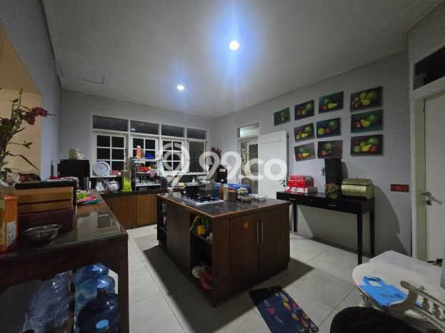 Hunian Mewah LB 270m2 Siap Pakai Desain Elegan di Kemang, Jakarta Selatan Hunian Mewah LB 270m2 Siap Pakai Desain Elegan di Kemang, Jakarta Selatan