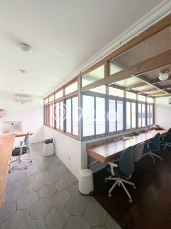 Rumah Luxury Modern Siap Huni di Lebak Bulus Jakarta Selatan Rumah Luxury Modern Siap Huni di Lebak Bulus Jakarta Selatan