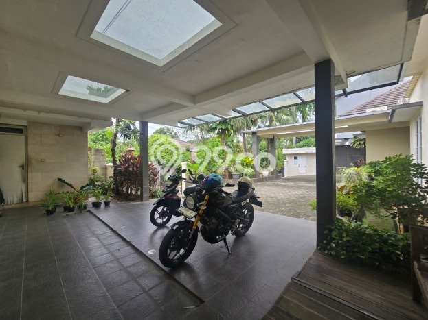 Hunian Mewah LB 390m2 Siap Huni Desain Elegan di Kemang, Jakarta Selatan Hunian Mewah LB 390m2 Siap Huni Desain Elegan di Kemang, Jakarta Selatan