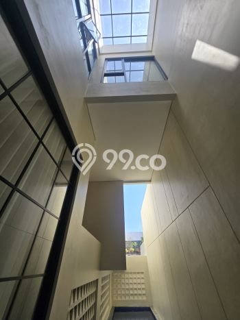 Rumah Elit LB 212m2 Siap Pakai Desain Elegan di Kemang, Jakarta Selatan Rumah Elit LB 212m2 Siap Pakai Desain Elegan di Kemang, Jakarta Selatan