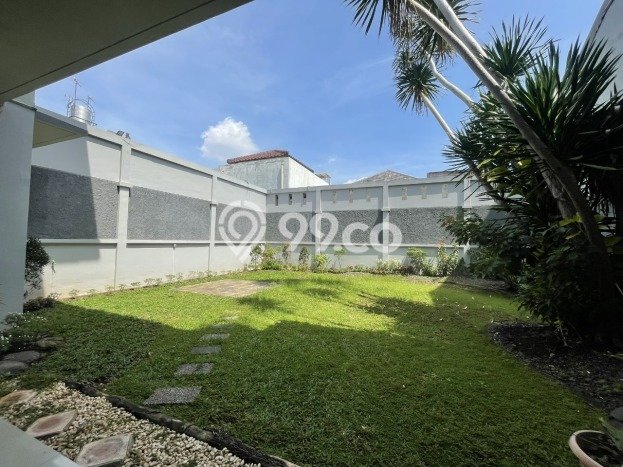 Jual Rumah Mewah Megah Dengan View Cantik di Cipete, Jakarta Selatan Jual Rumah Mewah Megah Dengan View Cantik di Cipete, Jakarta Selatan