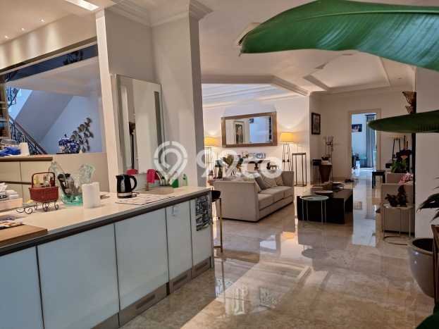 For Sale! Luxury House LT 630m2 Desain Elegan di Pondok Indah For Sale! Luxury House LT 630m2 Desain Elegan di Pondok Indah