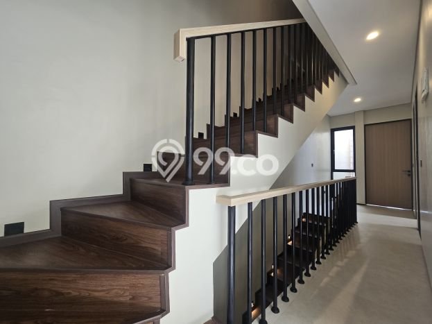 Rumah Elit LB 212m2 Siap Pakai Desain Elegan di Kemang, Jakarta Selatan Rumah Elit LB 212m2 Siap Pakai Desain Elegan di Kemang, Jakarta Selatan