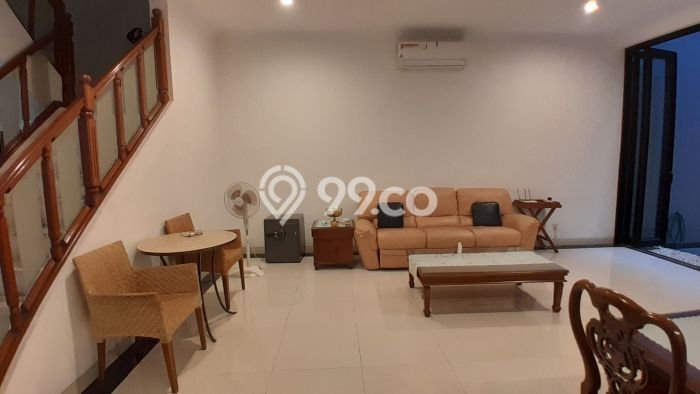 Dijual Rumah Luas Megah Dengan View Cantik di Pondok Indah, Jakarta Selatan Dijual Rumah Luas Megah Dengan View Cantik di Pondok Indah, Jakarta Selatan