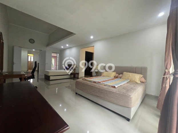 Hunian Mewah LB 390m2 Siap Huni Desain Elegan di Kemang, Jakarta Selatan Hunian Mewah LB 390m2 Siap Huni Desain Elegan di Kemang, Jakarta Selatan
