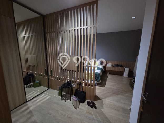 Rumah Luxury Modern Tanpa Renovasi di Lebak Bulus Jakarta Selatan Rumah Luxury Modern Tanpa Renovasi di Lebak Bulus Jakarta Selatan