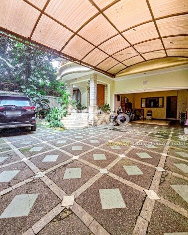 For Sale! Premium House LT 529m2 Desain Modern di Ampera For Sale! Premium House LT 529m2 Desain Modern di Ampera