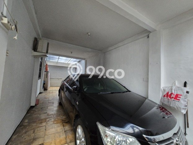Dijual Rumah Luas Elegan Dengan View Cantik di Pejaten, Jakarta Selatan Dijual Rumah Luas Elegan Dengan View Cantik di Pejaten, Jakarta Selatan