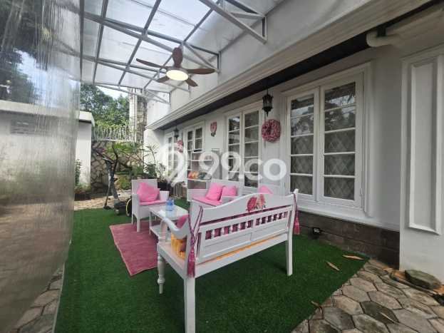 For Sale Rumah Mewah Exclusive di Tebet, Jakarta Selatan For Sale Rumah Mewah Exclusive di Tebet, Jakarta Selatan
