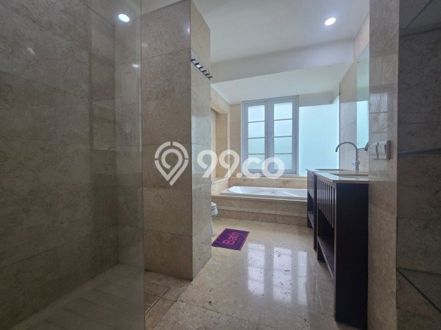 Hunian Mewah LB 390m2 Siap Huni Desain Elegan di Kemang, Jakarta Selatan Hunian Mewah LB 390m2 Siap Huni Desain Elegan di Kemang, Jakarta Selatan