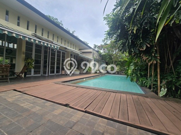Hunian Mewah LB 390m2 Siap Huni Desain Elegan di Kemang, Jakarta Selatan Hunian Mewah LB 390m2 Siap Huni Desain Elegan di Kemang, Jakarta Selatan