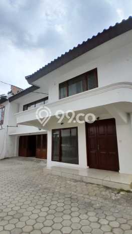 Disewakan Rumah Harga Terjangkau di Kemang Jakarta Selatan Punya 5 Kamar Tidur Disewakan Rumah Harga Terjangkau di Kemang Jakarta Selatan Punya 5 Kamar Tidur