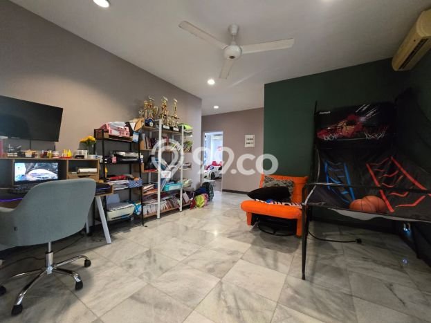 Hunian Elit LB 320m2 Siap Huni Desain Elegan di Kemang, Jakarta Selatan Hunian Elit LB 320m2 Siap Huni Desain Elegan di Kemang, Jakarta Selatan