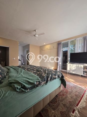 Hunian Elit LB 320m2 Siap Huni Desain Elegan di Kemang, Jakarta Selatan Hunian Elit LB 320m2 Siap Huni Desain Elegan di Kemang, Jakarta Selatan