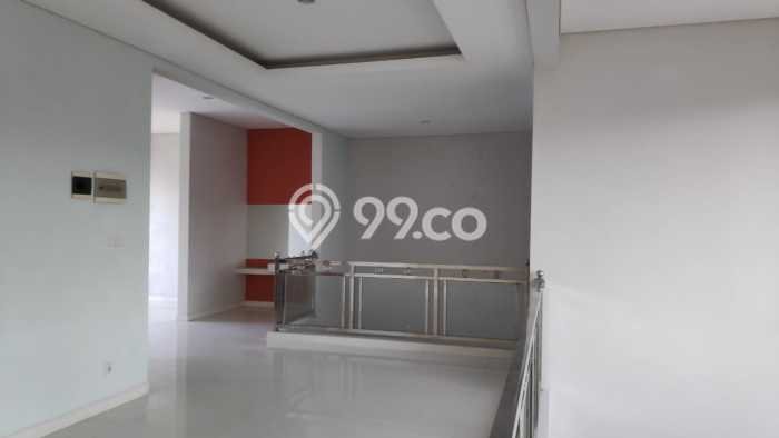 Jual Rumah Mewah Elegan Dengan View Eksklusif di Wonorejo, Surabaya Jual Rumah Mewah Elegan Dengan View Eksklusif di Wonorejo, Surabaya