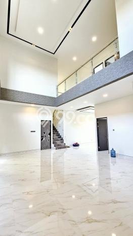 Hunian Mewah Siap Huni LT 240m2 di Mulyorejo, Surabaya Hunian Mewah Siap Huni LT 240m2 di Mulyorejo, Surabaya