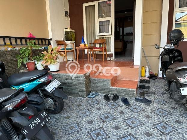 Rumah Modern Minimalis 4 Kamar Bisa Langsung Pindah di Banyumanik Rumah Modern Minimalis 4 Kamar Bisa Langsung Pindah di Banyumanik