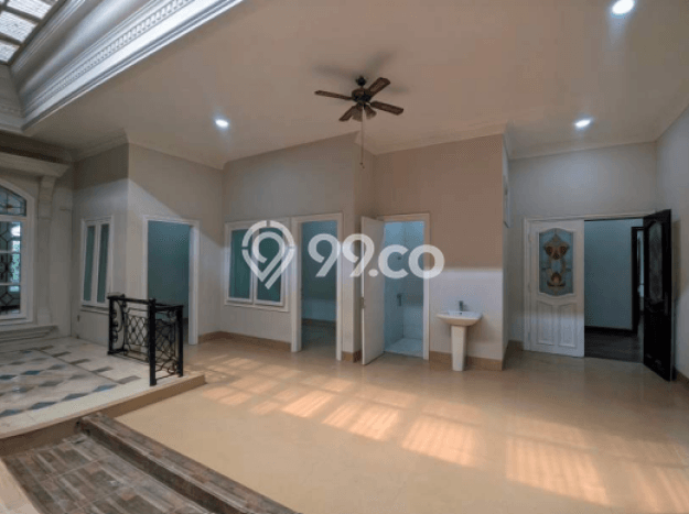 Hot Offer Hunian Mewah Ideal dan Luas di Menteng, Jakarta Pusat Hot Offer Hunian Mewah Ideal dan Luas di Menteng, Jakarta Pusat