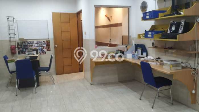 Area Ramai! Ruko Dijual di Kelapa Gading untuk Bisnis Luas Bangunan 72m2 Area Ramai! Ruko Dijual di Kelapa Gading untuk Bisnis Luas Bangunan 72m2