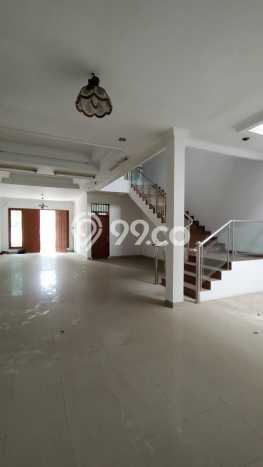 Lokasi strategis! Rumah siap pakai dikontrakkan di Kelapa Gading LB 200m2 Lokasi strategis! Rumah siap pakai dikontrakkan di Kelapa Gading LB 200m2