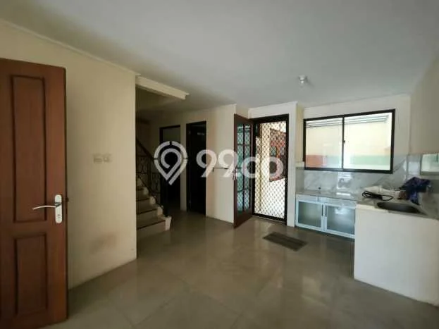 Disewakan segera hunian minimalis strategis 5 Kamar di Kelapa Gading, Jakarta Utara Disewakan segera hunian minimalis strategis 5 Kamar di Kelapa Gading, Jakarta Utara
