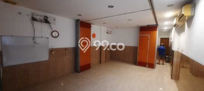 Unit Ruko Disewa Lokasi Kelapa Gading, Jakarta Utara Spesifikasi Luas Bangunan 72m2 Unit Ruko Disewa Lokasi Kelapa Gading, Jakarta Utara Spesifikasi Luas Bangunan 72m2