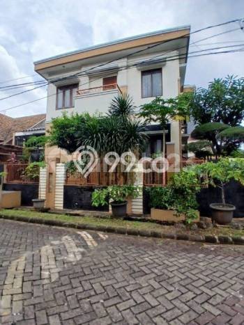 Jarang Ada! Rumah Kontrakan 4 Kamar Bagus Siap Huni Kemang Pratama Jarang Ada! Rumah Kontrakan 4 Kamar Bagus Siap Huni Kemang Pratama