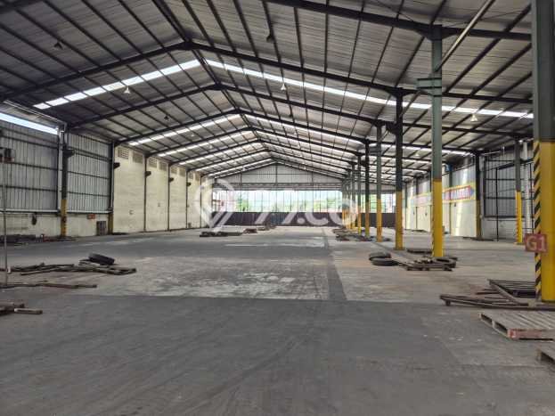 Area Ramai! Gudang Dijual di Cileungsi untuk Bisnis Luas Bangunan 3500m2 Area Ramai! Gudang Dijual di Cileungsi untuk Bisnis Luas Bangunan 3500m2