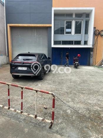 Disewakan Gudang komersial di Cakung luas bangunan 400m2 Disewakan Gudang komersial di Cakung luas bangunan 400m2