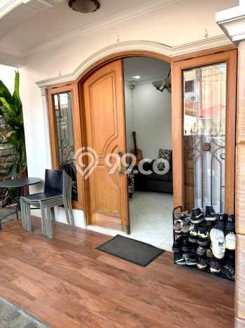 For Sale! Luxury House LT 135m2 Desain Elegan di Rawamangun For Sale! Luxury House LT 135m2 Desain Elegan di Rawamangun