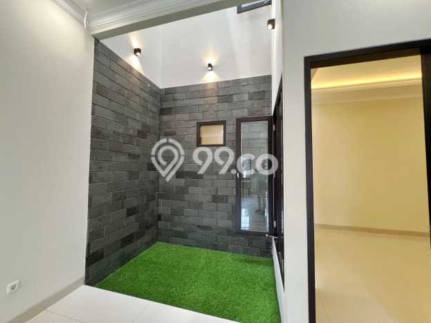 Dijual Rumah Premium dengan Fasilitas Sekitar Lengkap di Duren Sawit, Jakarta Timur Dijual Rumah Premium dengan Fasilitas Sekitar Lengkap di Duren Sawit, Jakarta Timur