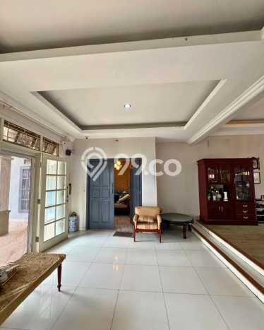 Rumah Elit Modern Tanpa Renovasi di Condet Jakarta Timur Rumah Elit Modern Tanpa Renovasi di Condet Jakarta Timur