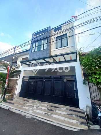 For Sale! Premium House LT 90m2 Desain Elegan di Rawamangun For Sale! Premium House LT 90m2 Desain Elegan di Rawamangun
