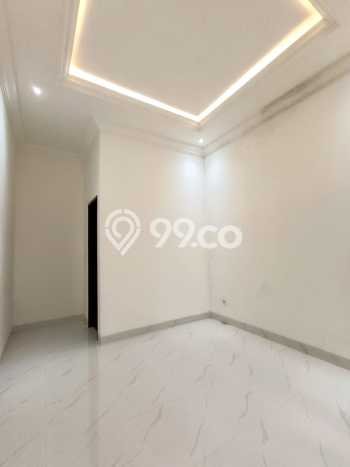 Rumah Elit Modern Siap Huni di Pondok Bambu Jakarta Timur Rumah Elit Modern Siap Huni di Pondok Bambu Jakarta Timur