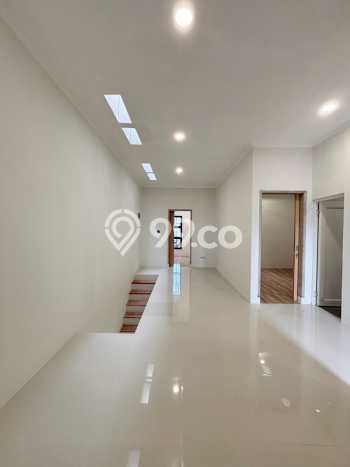 Jual Rumah Strategis Bagus Punya 4 KT di Duren Sawit Jakarta Timur SHM Jual Rumah Strategis Bagus Punya 4 KT di Duren Sawit Jakarta Timur SHM