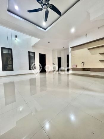 Rumah Modern 3 KT LT 128m2 di Rawamangun Rumah Modern 3 KT LT 128m2 di Rawamangun
