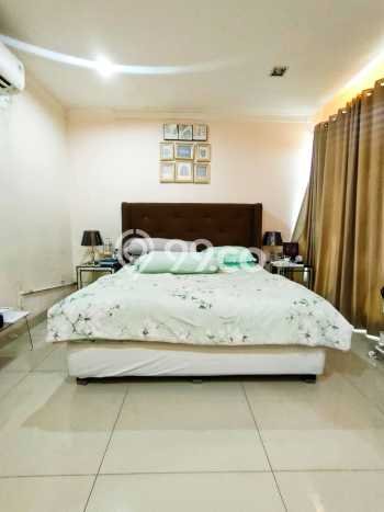 Hunian Elit LB 350m2 Siap Pakai Desain Elegan di Pondok Kelapa, Jakarta Timur Hunian Elit LB 350m2 Siap Pakai Desain Elegan di Pondok Kelapa, Jakarta Timur
