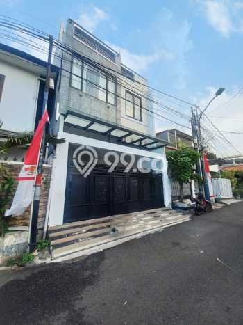 For Sale! Premium House LT 90m2 Desain Elegan di Rawamangun For Sale! Premium House LT 90m2 Desain Elegan di Rawamangun