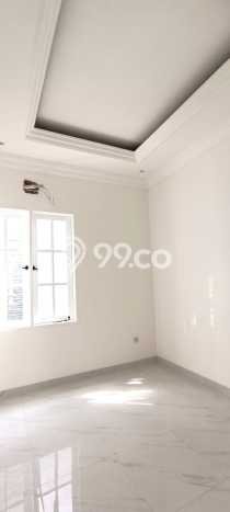 Dijual Rumah Luas Elegan Dengan View Cantik di Pondok Bambu, Jakarta Timur Dijual Rumah Luas Elegan Dengan View Cantik di Pondok Bambu, Jakarta Timur